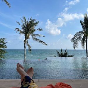 Meet your Posher, Okay, It’s Love!